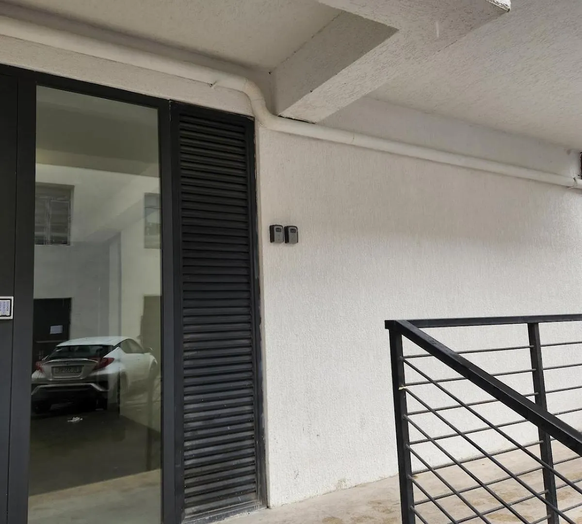 Avtandil'S Flat On Tsereteli 7 New ティビリシ